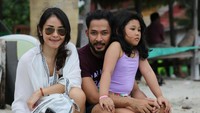 Setelah enam hari berlayar mengitari perairan Lombok, NOAH pun akhirnya berlabuh juga di Gili Trawangan, Jumat (10/2/2017). Foto: Hanif Hawari