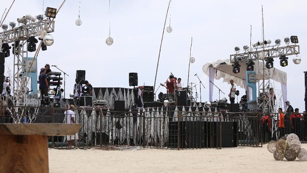 Begini Suasana Check Sound NOAH Jelang Sunset Concert