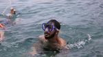 Ikut Uki NOAH Snorkeling di Lombok Bareng Anak dan Istrinya