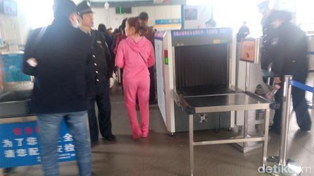 Pengalaman Naik 'Busway Layang' di China