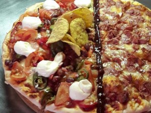 Pizza Ini Terinspirasi Tembok Perbatasan AS-Meksiko yang Akan Dibangun Donald Trump