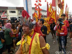 Berburu Tatung Bersenjatakan Oppo F1S Teranyar