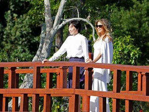 Gaya Beda Melania Trump Kala Menjamu Istri PM Jepang