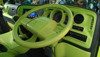 Interiornya elegan, audionya pakai SQL full Venom. Monitor 4,9 inchi, audio subwoofer 10 inci 2, middle pakai rockford yang 3,5 inchi, yang lainnya juga kebanyakan pakai Venom.Foto: Khairul imam Ghozali