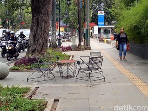 Trotoar Dago Selesai Direvitalisasi, Ridwan Kamil: Mirip di Barcelona