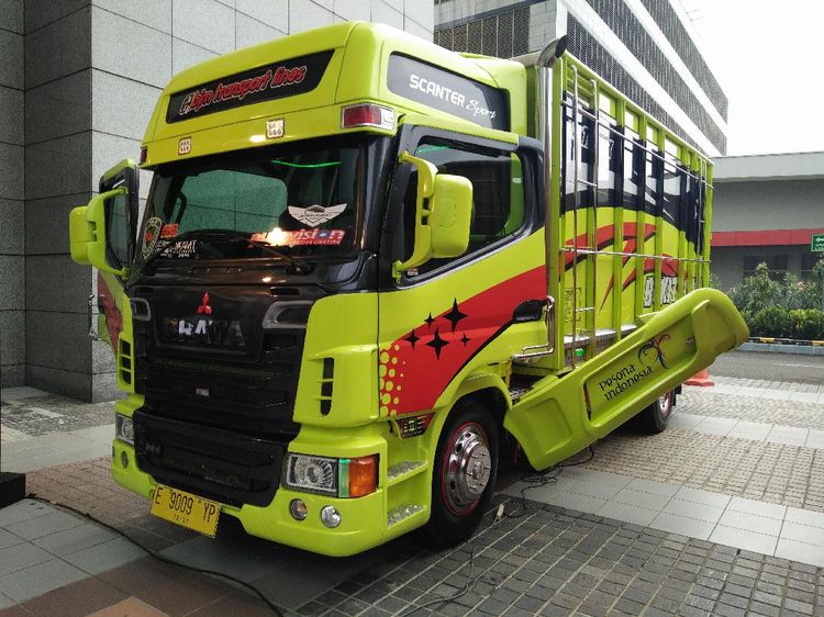 Truk Modif Ala Transformer