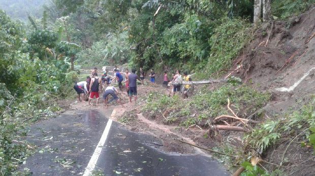 Banjir Bandang Rendam Permukiman di Bitung, Sulawesi Utara