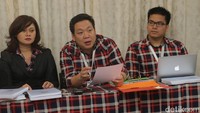 Kami ingin menutup Kampanye Pilkada DKl Jakarta Basuki-Djarot dengan melaporkan total hasil penerimaan dan pengeluaran dari Kampanye Rakyat yang merupakan bentuk dari pertanggung-jawaban kami terhadap uang hasil patungan masyarakat , kata Bendahara Timses Ahok-Djarot, Charles Honoris 