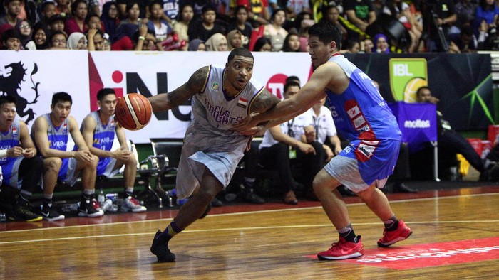 CLS Menang Telak atas Aspac