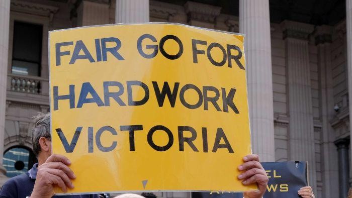 Sopir Taksi Melbourne Mogok Protes Uber