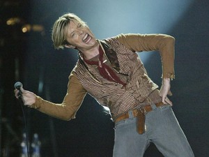 Mantan Istri David Bowie Pernah Disiksa Lalu Diperkosa
