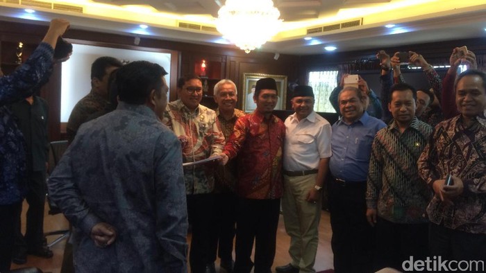 90 Anggota DPR dari 4 Fraksi Usulkan Ahok-Gate ke Pimpinan DPR