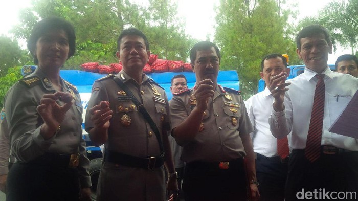 Polisi Tangkap 5 Penyelundup Bawang Merah Asal India di Langkat