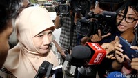 Lalu Ketua MKMK Sukma Violetta. Mereka mendatangi KPK dalam rentang waktu pukul 13.30 WIB sampai 14.15 WIB.