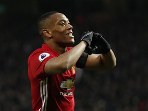 Performa Bersama MU Menurun, Martial Tak Kehilangan Fans