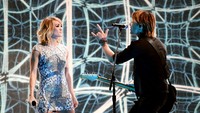 Duet manis Keith Urban dan Carrie Underwood. Kevork Djansezian/Getty Images