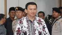 Gubernur DKI Jakarta Basuki Tjahaja Purnama hari ini kembali menjalani sidang dugaan penistaan agama di auditorium Kementerian Pertanian, Ragunan, Jakarta Selatan, Senin (13/2/2017). Pool/Ramdani.