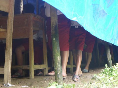 Disdik Kab Bogor soal Sekolah Terpal: Untuk ini, Tak Ada Anggaran