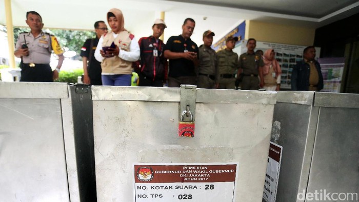 KPU Banten Ingatkan PPK Tidak Sembarangan Buka Kotak Suara