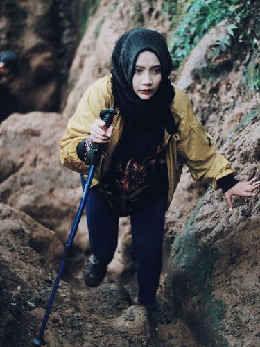 6 Kesalahan Wanita yang Bisa Bahayakan Diri Saat Naik Gunung