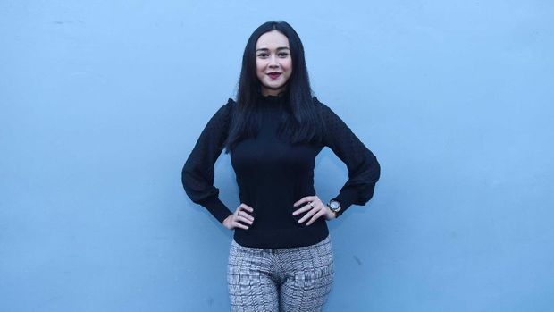 Adele Dominasi Piala Grammy, Aura Kasih Move On dari Glenn Fredly?