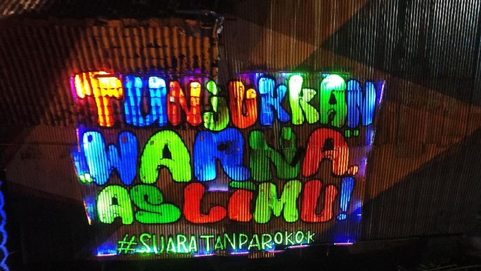 Cantik Mural Pesan Anti rokok di Atap  Rumah  Warga Kali Code