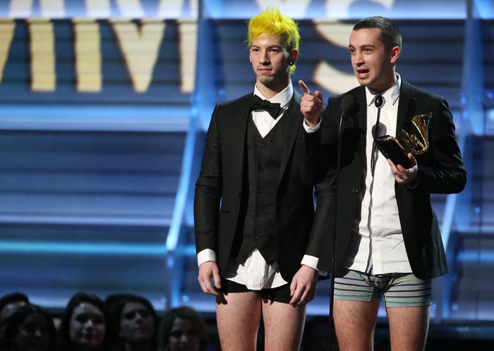 Twenty One Pilots accept the Grammy for Record of the year for Stressed Out at the 59th Annual Grammy Awards in Los Angeles, California, U.S. , February 12, 2017. REUTERS/Lucy Nicholson   TPX IMAGES OF THE DAY