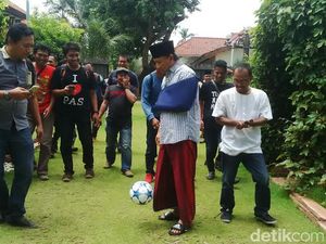 Bupati Irsyad Cedera Main Bola, Roda Pemerintahan Berjalan Normal