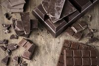 Suguhan Praktis Buat Lebaran, Genji Pie Celup Cokelat