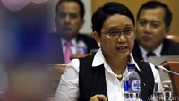 Retno Marsudi menghadiri rapat kerja di Komisi I DPR.