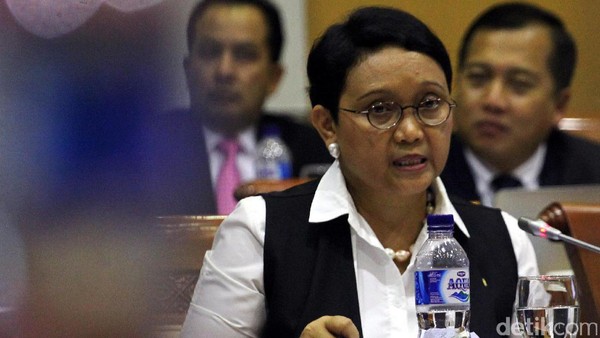 Menlu Raker dengan Komisi I