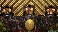 Dalam proses pemilihan yang digelar di Gedung MA, Jalan Medan Merdeka Utara, Jakarta, Selasa (14/2/2017). Hatta Ali memenangkan pemilihan tanpa ada saingan yang ketat.