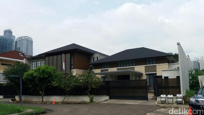 Airlangga Datangi Rumah SBY, Bahas Koalisi?