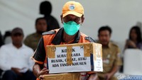 Saat ini, KPU DKI telah menyelesaikan distribusi logistik pemilihan, termasuk surat suara, ke seluruh TPS di Jakarta.