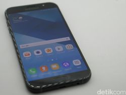 Unboxing Samsung Galaxy A7 Edisi 2017