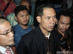 FPI: Habib Rizieq Minta Saudi Selidiki Penyebar Fotonya dengan Aparat
