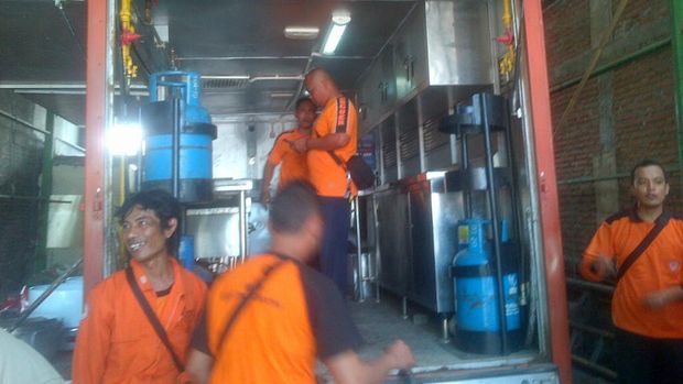 Tim Badan Penanggulangan Bencana Daerah (BPBD) terus bersiaga dan berpatroli.