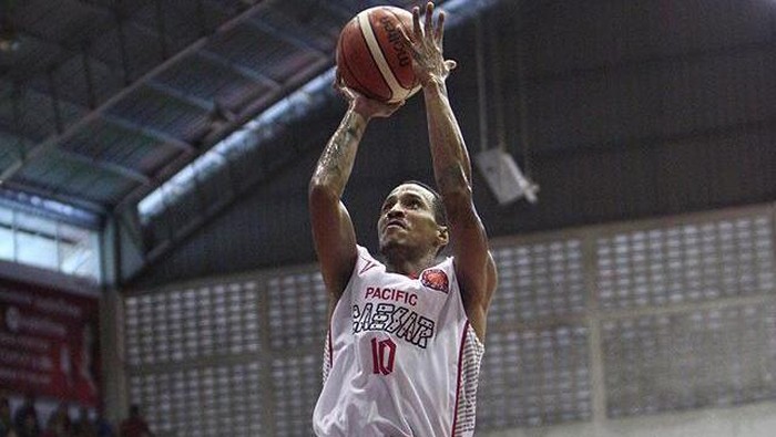 Pacific Caesar Libur di Seri IV