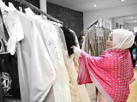 Jelang Show di New York, Anniesa Hasibuan Fitting Hingga Wawancara BBC