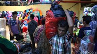 Normalisasi sungai Pesanggrahan sukses mengendalikan debit air yang juga membuat Pasar Cipulir bebas banjir.
