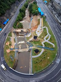 Menikmati Eloknya Jembatan Kelok Sembilan