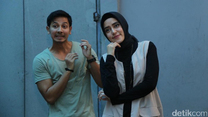 Baru Empat Bulan Pacaran, Fairuz A Rafiq Mantap Gelar Lamaran