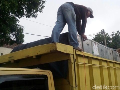 KPU Cimahi Mulai Distribusikan Logistik Pemungutan Suara