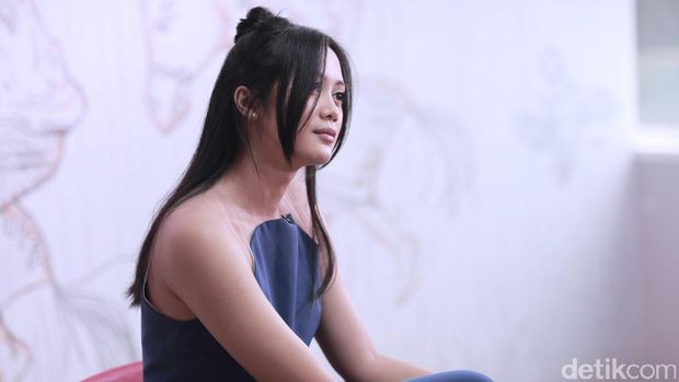 'Kamu' Jadi Single Terbaru Nadhira Suryadi 
