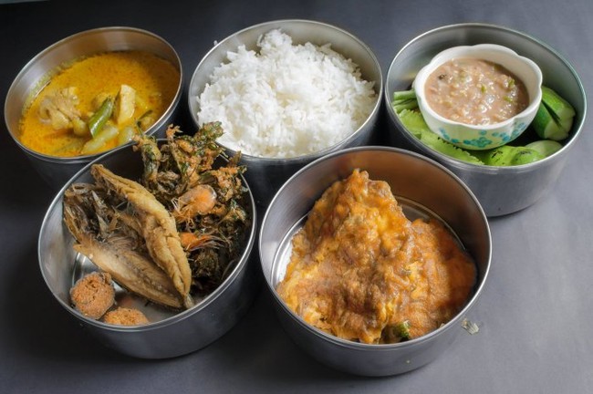 Anak Kost, Wajib Coba 5 Makanan Praktis Ini Untuk Sahur