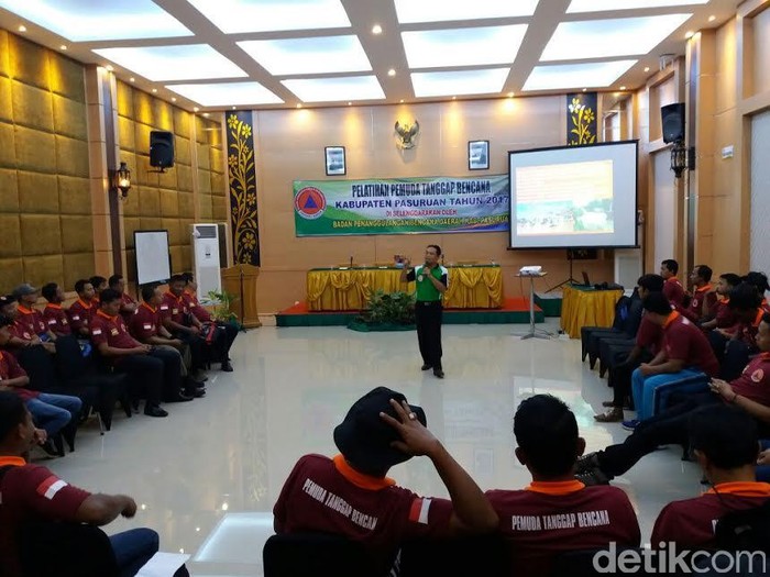 Ratusan Pemuda dan Santri Digembleng Tanggap Bencana