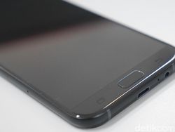 Unboxing Samsung Galaxy A7 Edisi 2017