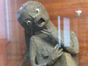 Lihat Nih, Penampakan Putri Duyung Palsu