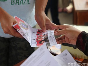 Djarot Kalah Suara dari Anies di TPS Mencoblos