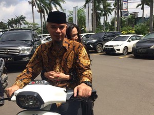 Ahmad Dhani dan Janji Hadirkan Band RHCP untuk Warga Bekasi